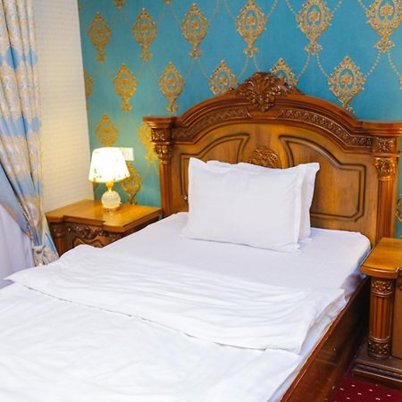 Dendi Plaza Hotel بخارى المظهر الخارجي الصورة