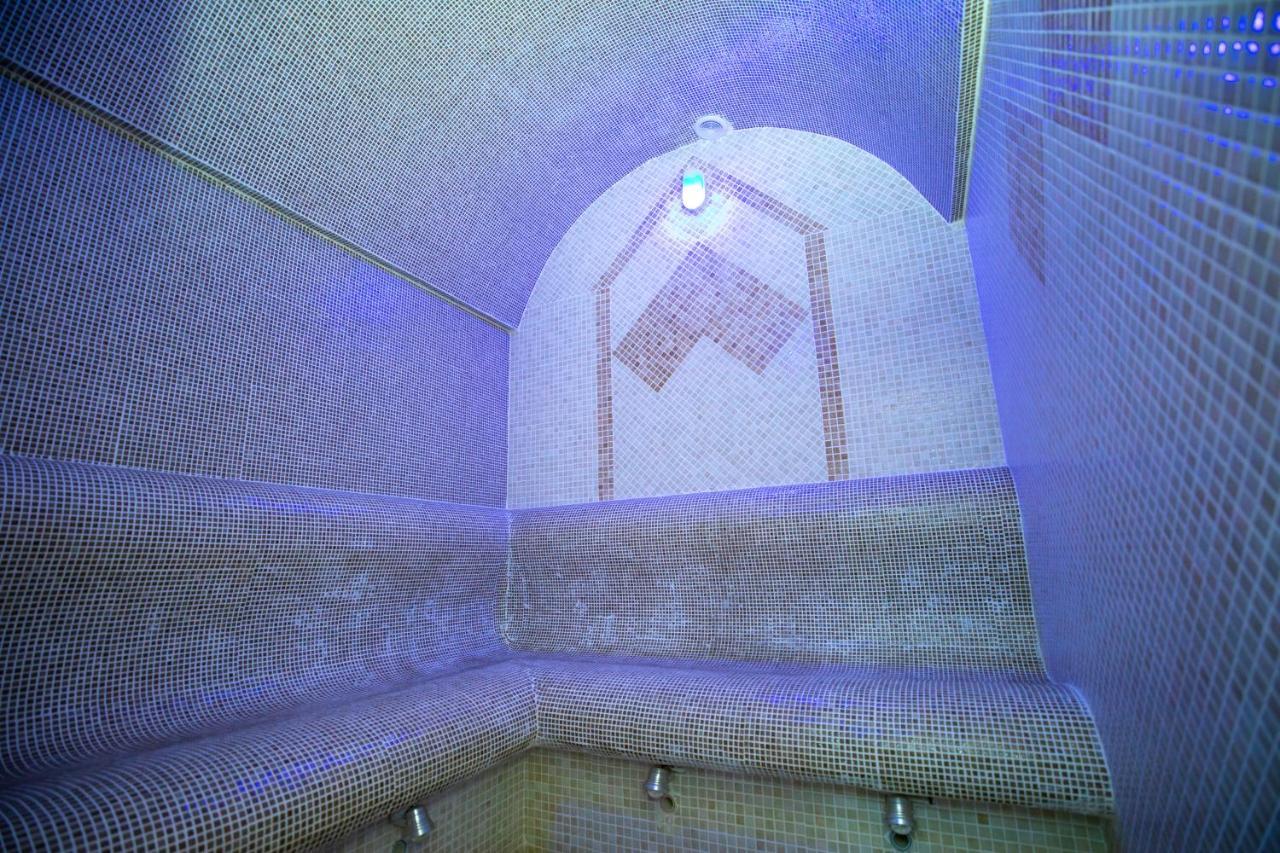 Dendi Plaza Hotel بخارى المظهر الخارجي الصورة