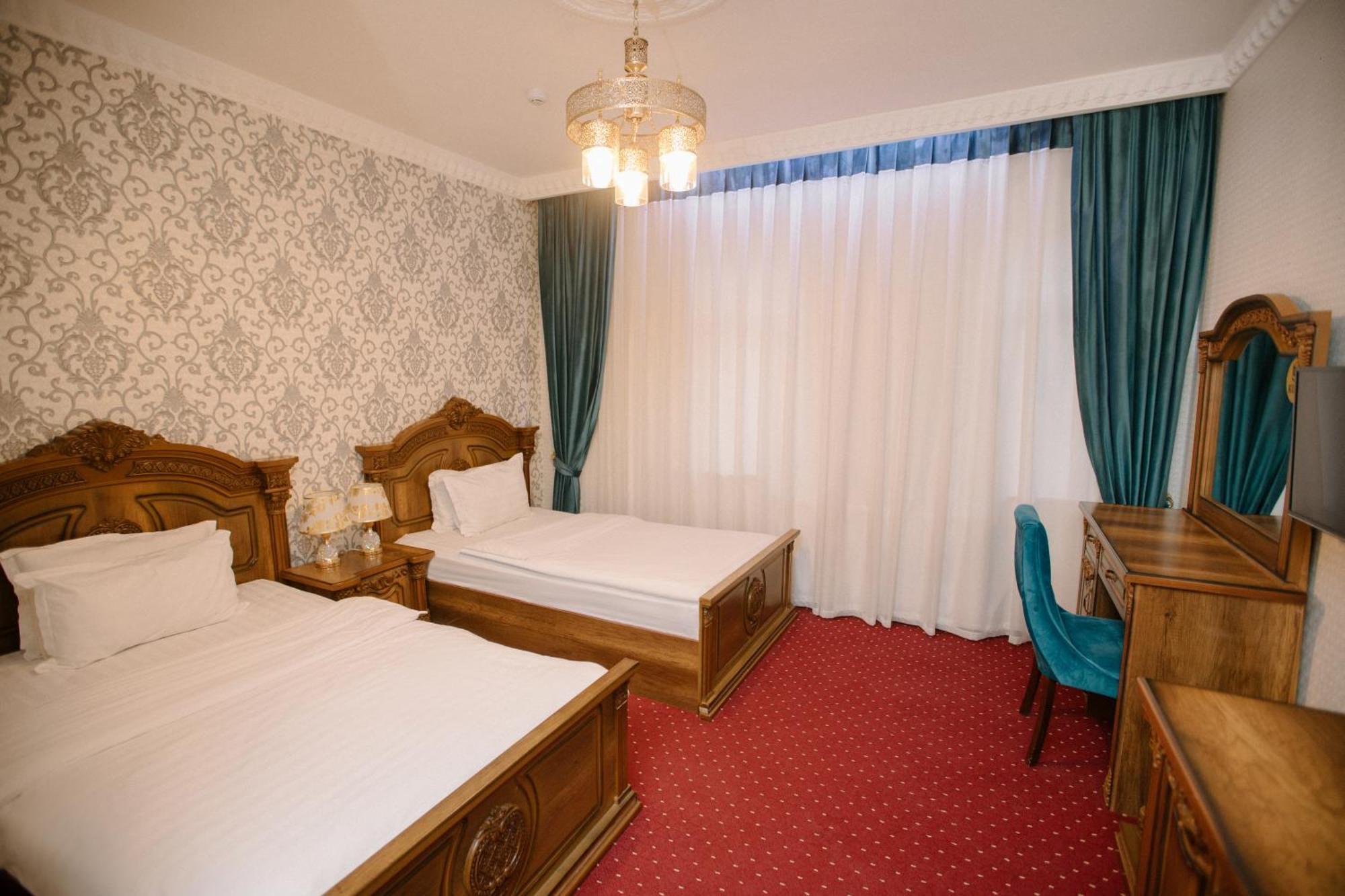 Dendi Plaza Hotel بخارى المظهر الخارجي الصورة