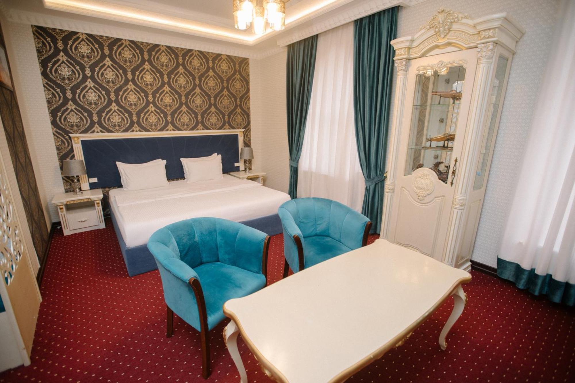 Dendi Plaza Hotel بخارى المظهر الخارجي الصورة