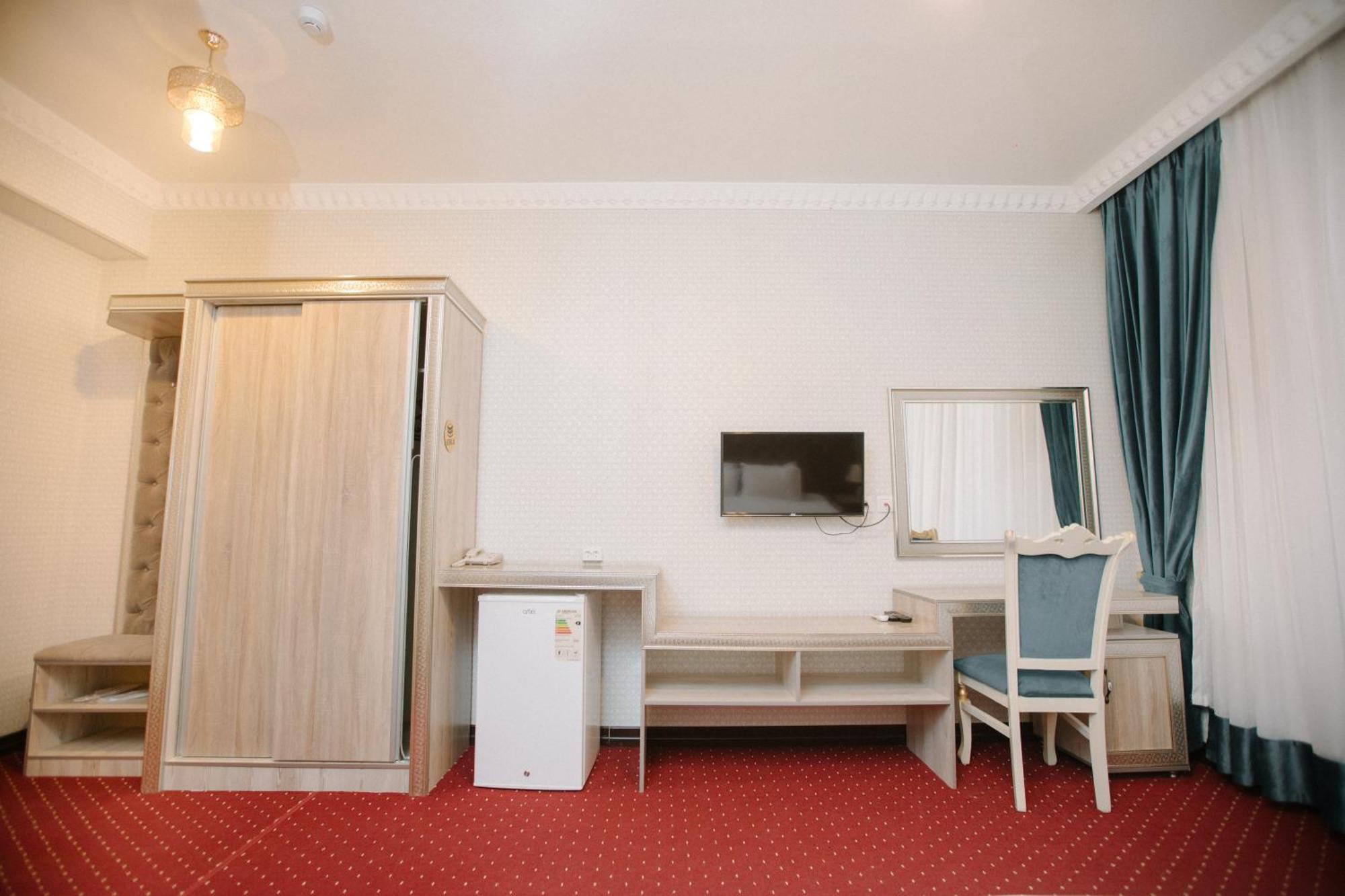 Dendi Plaza Hotel بخارى المظهر الخارجي الصورة