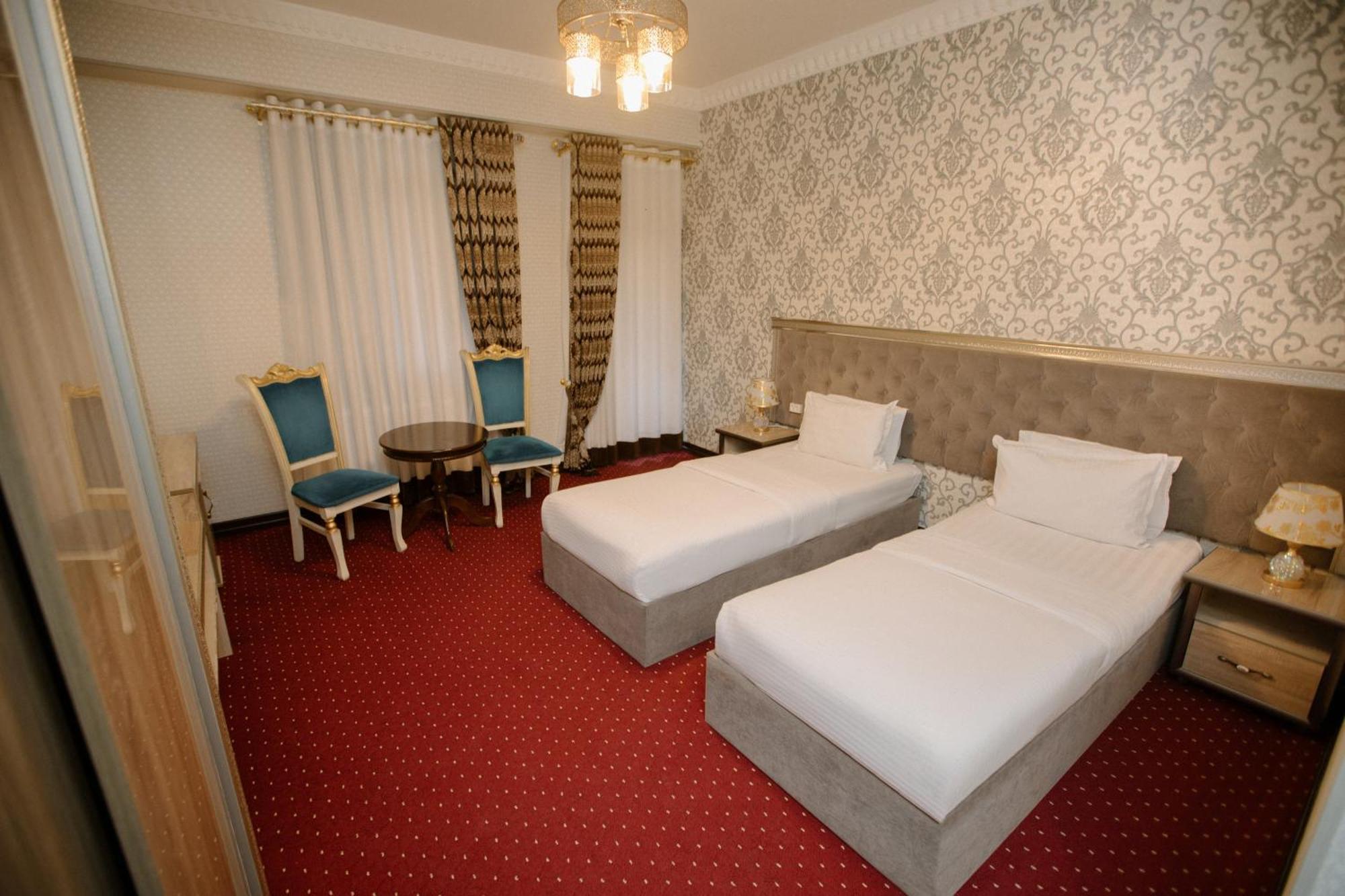 Dendi Plaza Hotel بخارى المظهر الخارجي الصورة